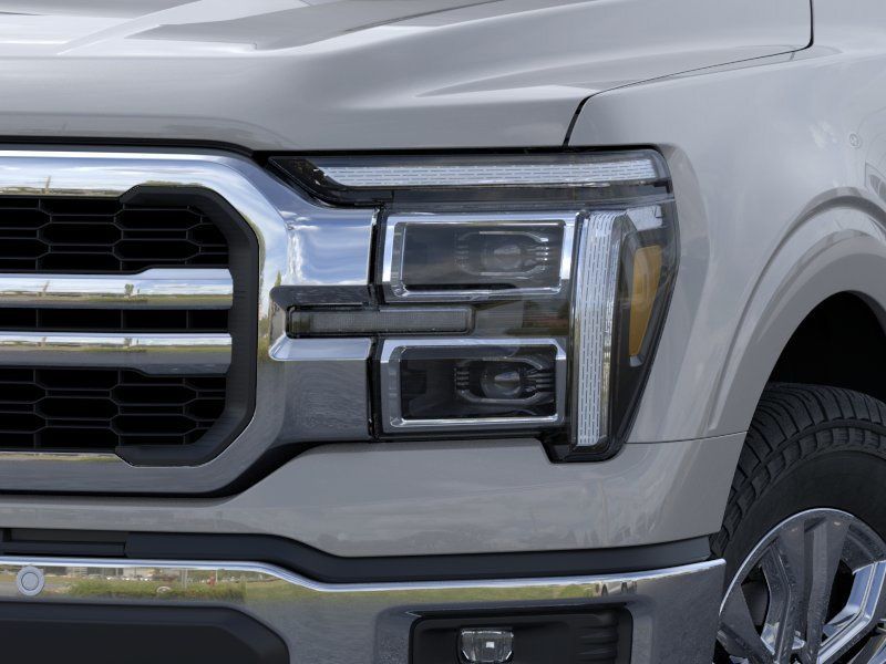 New 2026 White Ford Lariat image 25