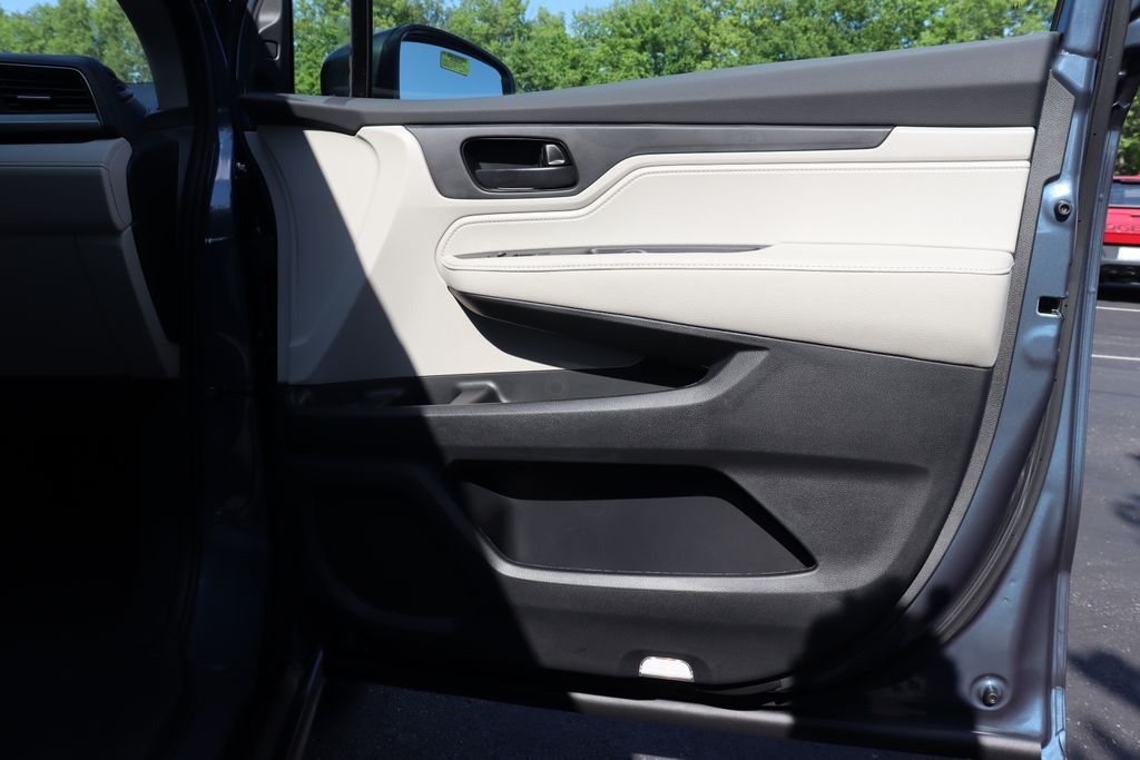 Thumbnail: 2026 Honda Odyssey - 20