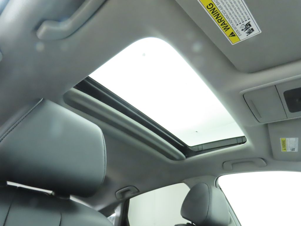 Thumbnail: 2023 Acura Integra - 18