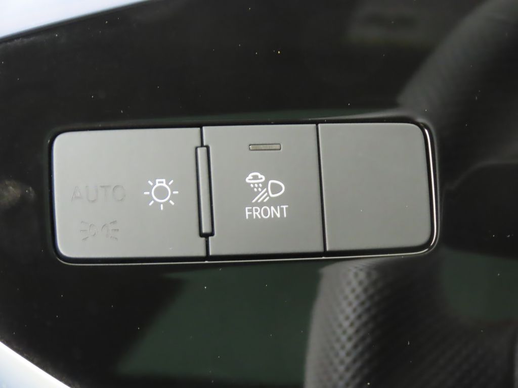 Thumbnail: 2025 Audi Q3 - 20