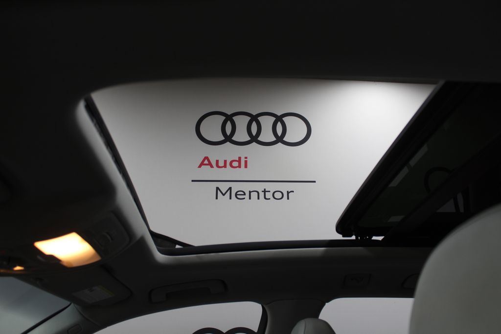 Thumbnail: 2017 Audi Q5 - 12