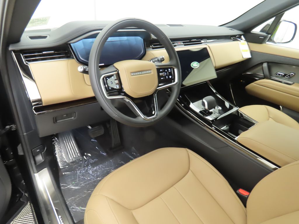 Thumbnail: 2025 Land Rover Range Rover Sport - 9