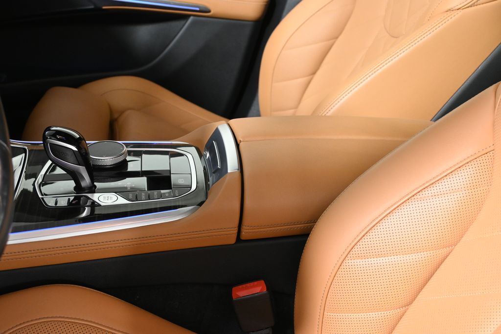 Thumbnail: 2023 BMW X5 - 26