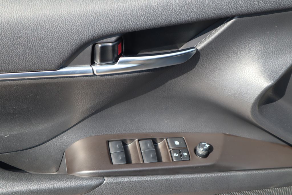 Thumbnail: 2024 Toyota Camry - 22