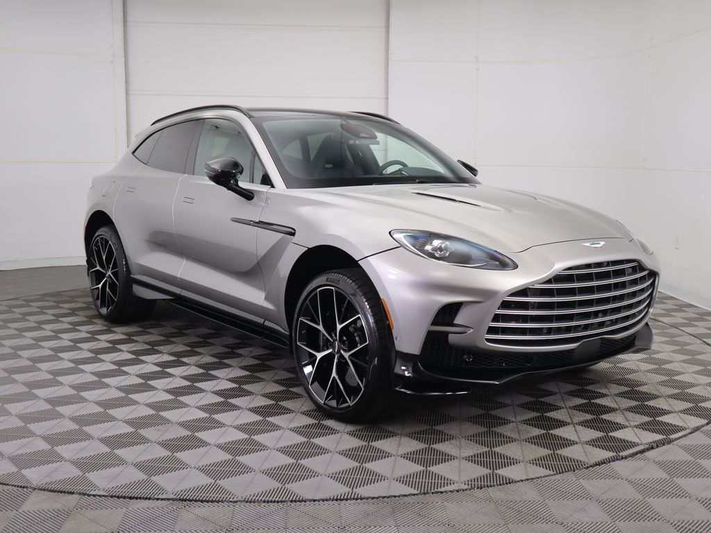 Thumbnail: 2026 Aston Martin DBX - 3