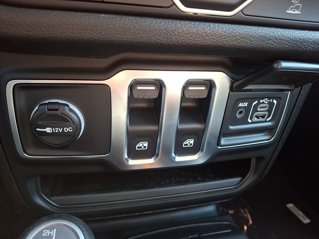 New 2026 Jeep Wrangler SUV