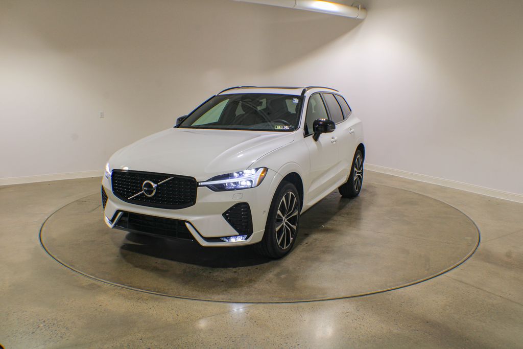 Crystal White Metallic 2024 Volvo XC60 SUV / Crossover All-Wheel Drive Automatic