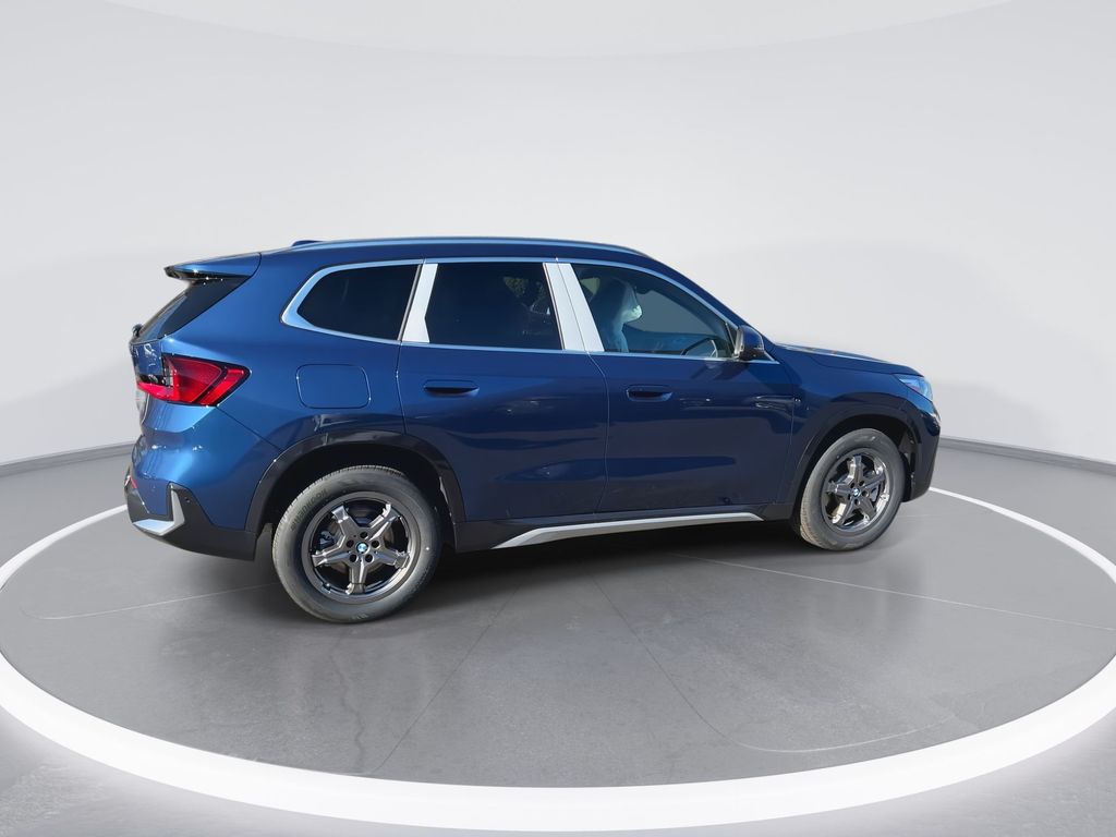 2025 BMW X1 xDrive28i 8