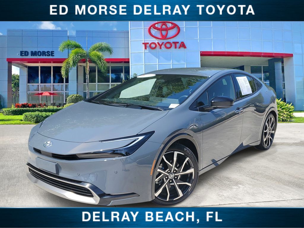 Guardian Gray 2026 Toyota Prius Plug-In Hybrid XSE FWD Hatchback Front-Wheel Drive Continuously Variable Transmission