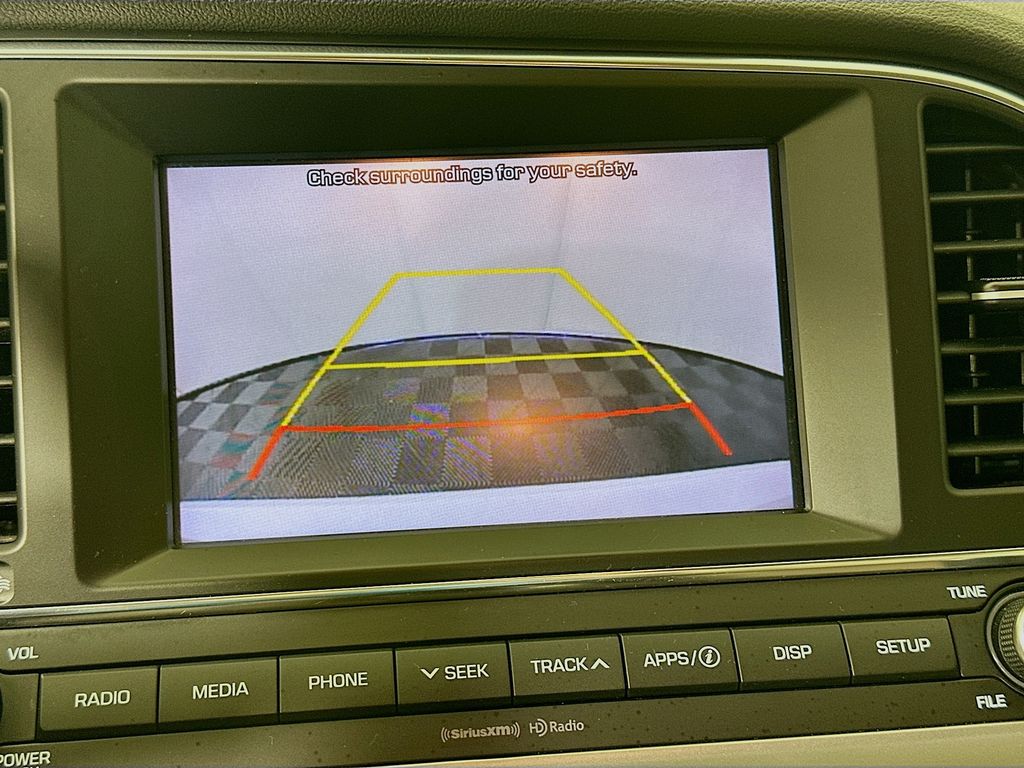 Thumbnail: 2018 Hyundai Elantra - 13