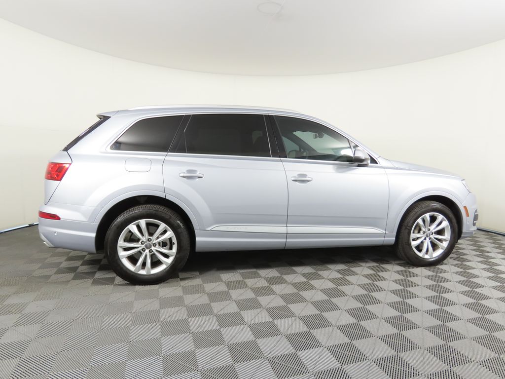2019 Audi Q7 SE Premium Plus 4