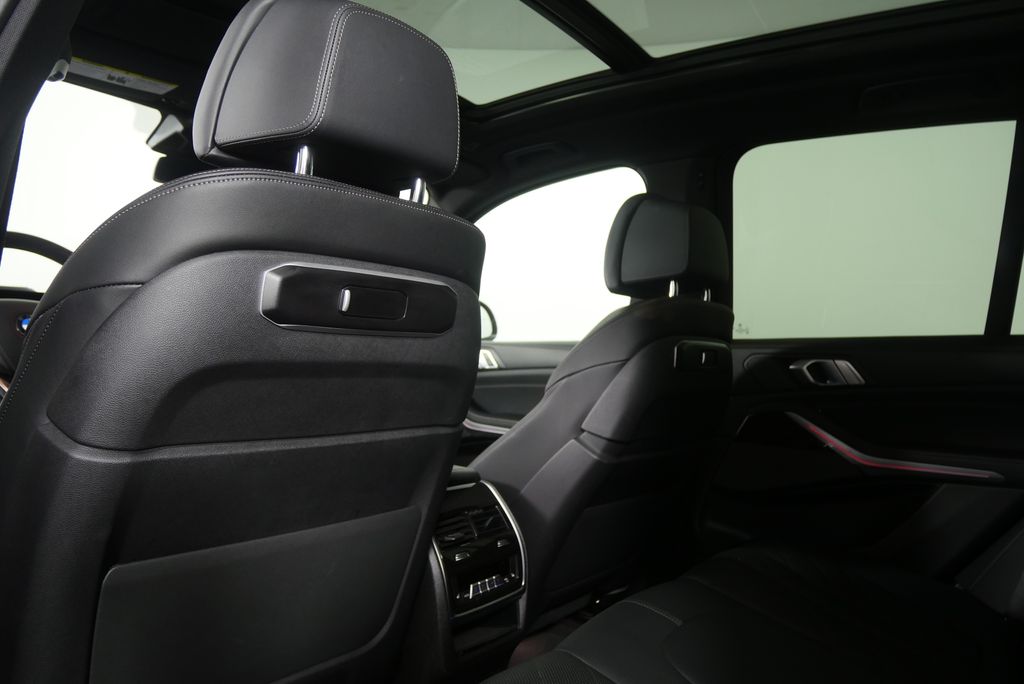 Thumbnail: 2024 BMW X5 - 17