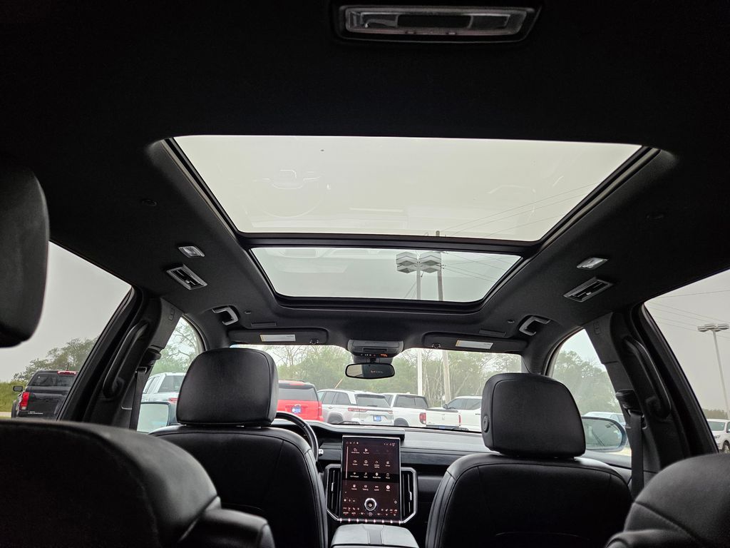 Used 2024 GMC Acadia SUV
