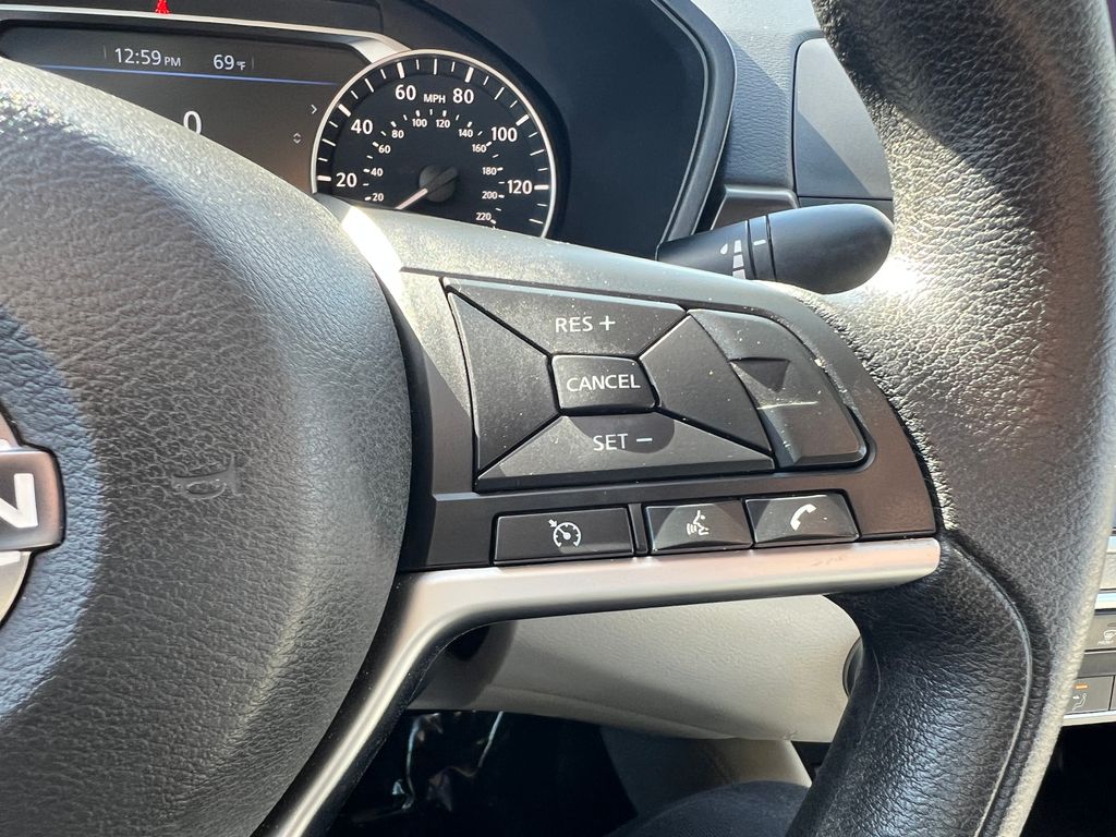 Thumbnail: 2023 Nissan Altima - 22