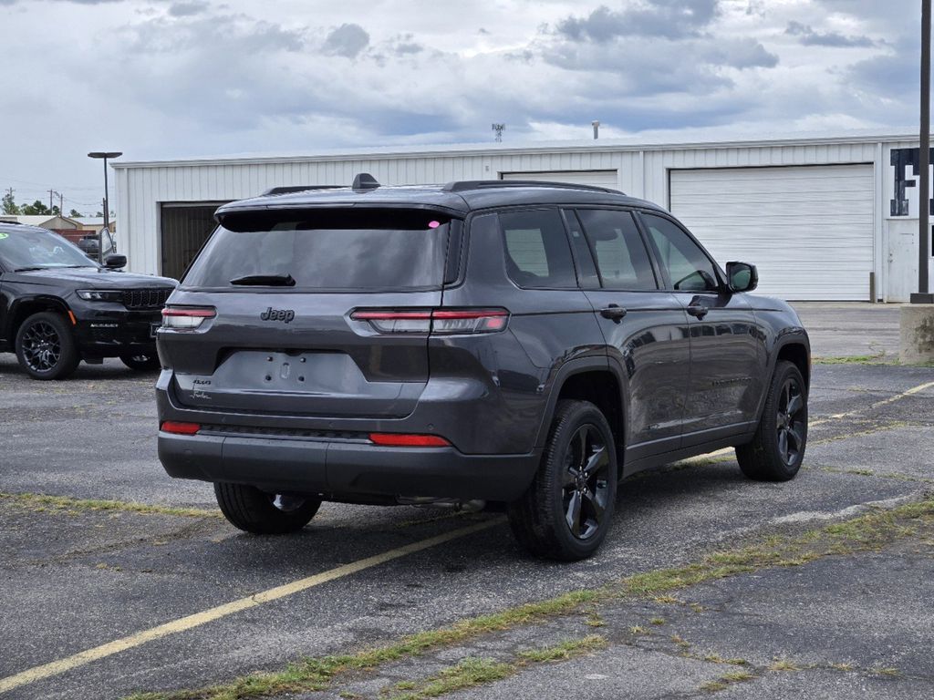 2023 Jeep Grand Cherokee L Altitude 3