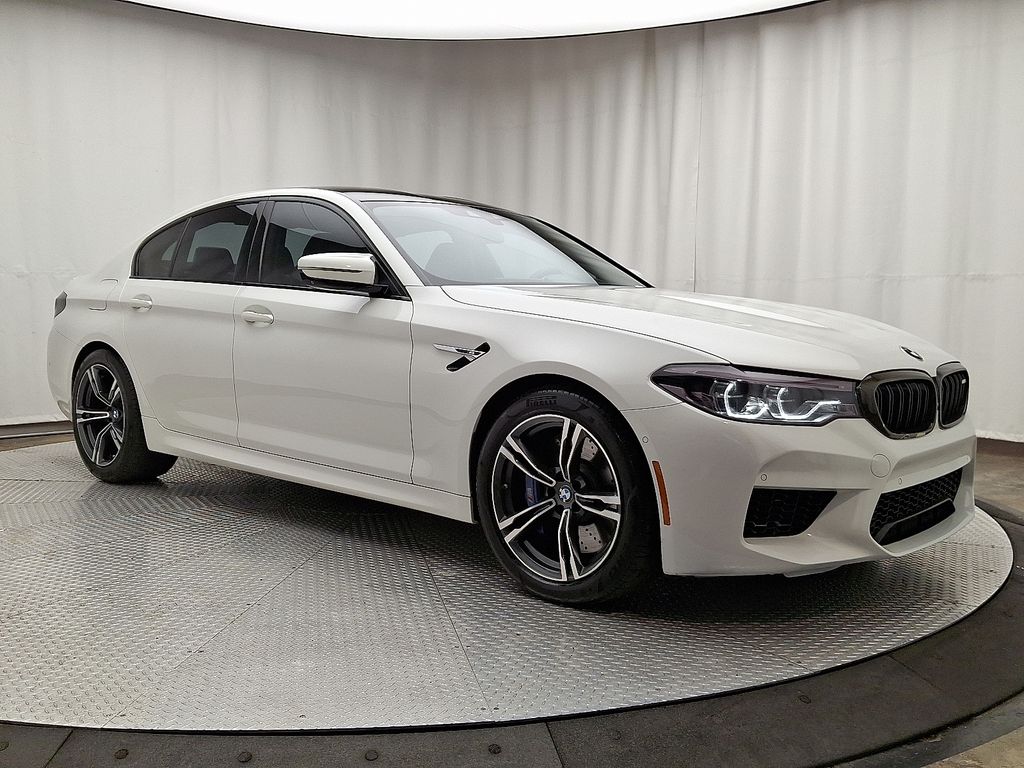 Thumbnail: 2019 BMW M5 - 3