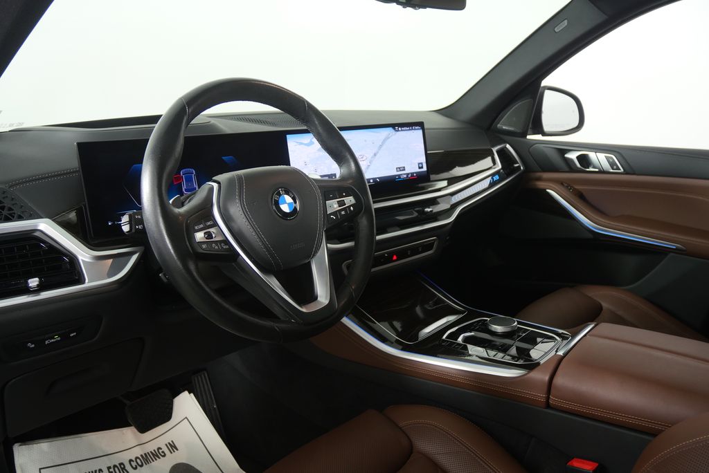 Thumbnail: 2025 BMW X5 - 12
