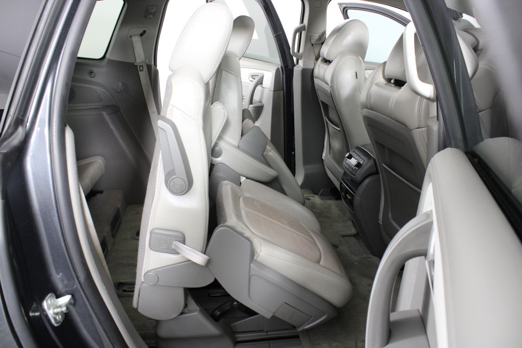 Used 2013 Chevrolet Traverse for sale in 