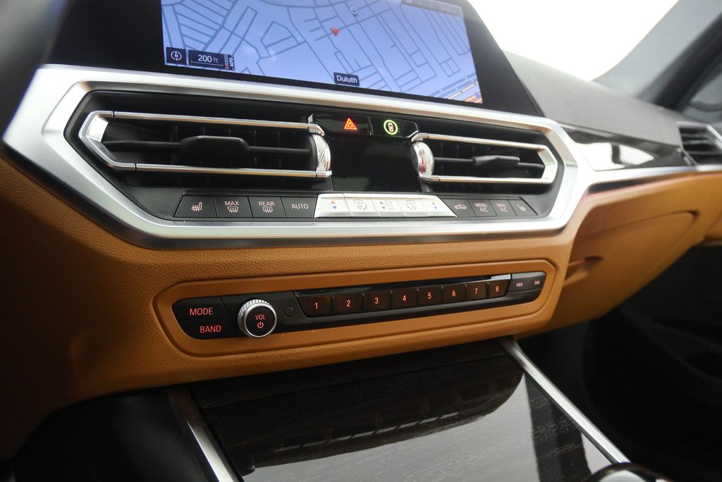 Thumbnail: 2019 BMW 3 Series - 27