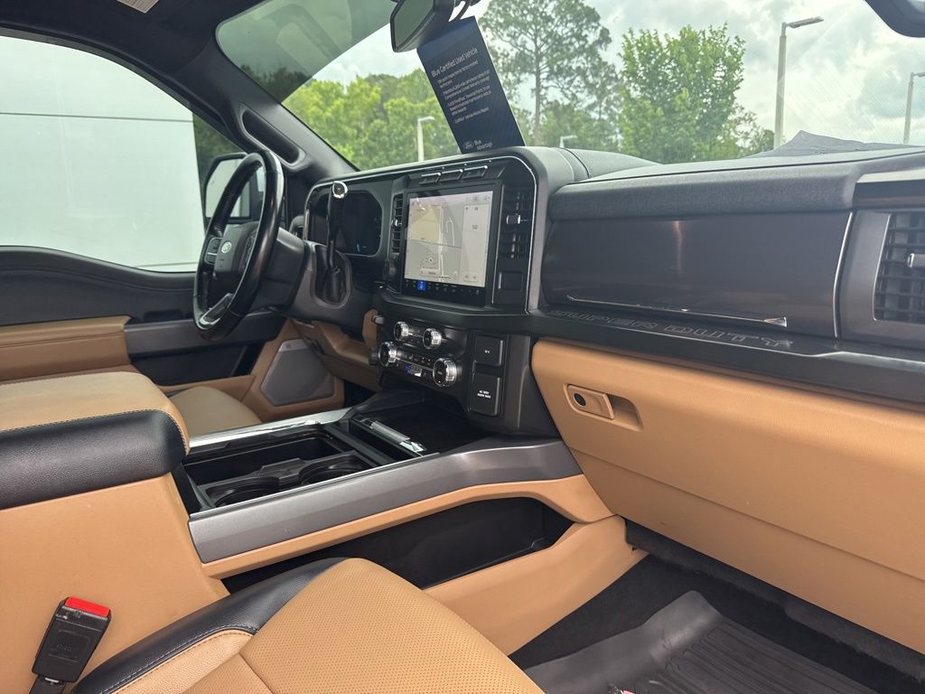 2023 Ford F-350 Super Duty LARIAT