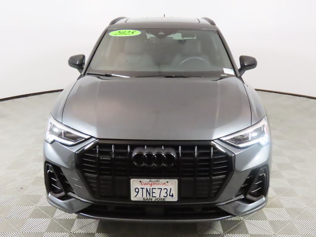 Thumbnail: 2025 Audi Q3 - 8