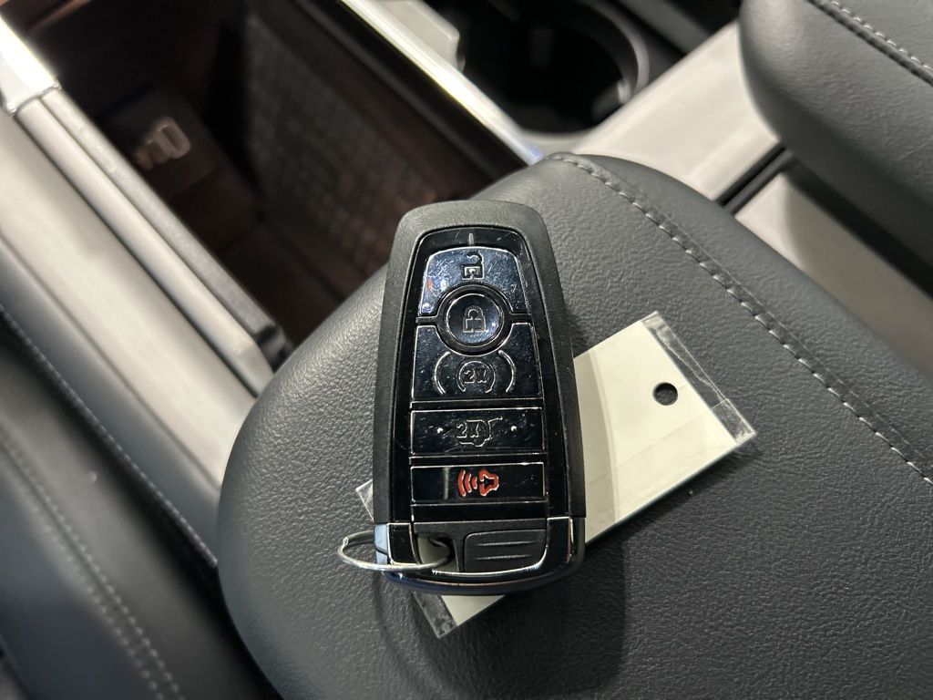 used 2025 Lincoln Navigator car, priced at $84,760