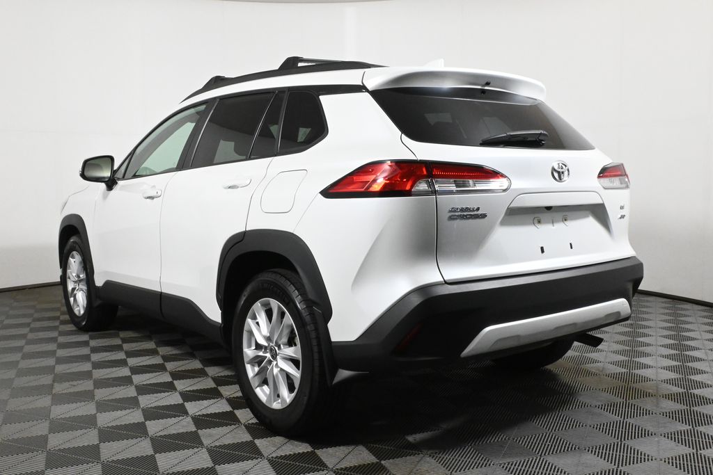 Thumbnail: 2022 Toyota Corolla Cross - 6