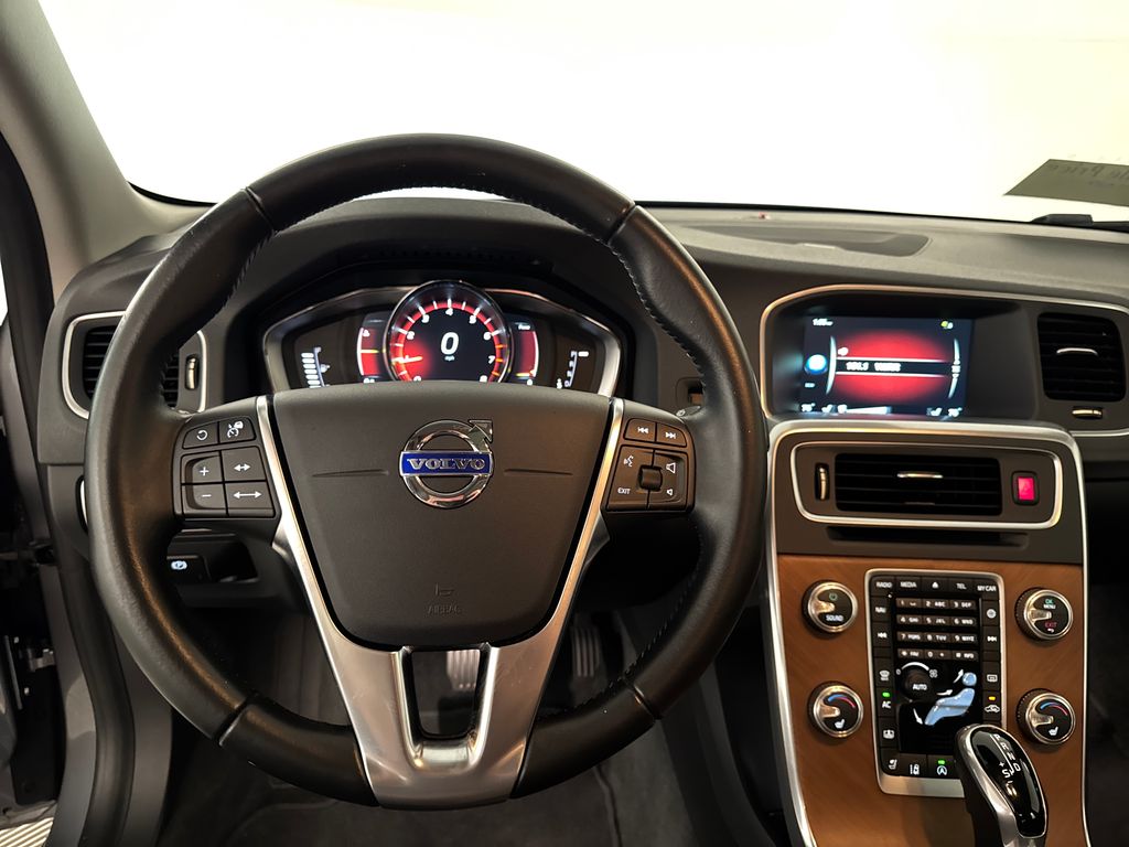 2017 Osmium Gray Metallic Volvo S60 Inscription T5 Platinum FWD Sedan