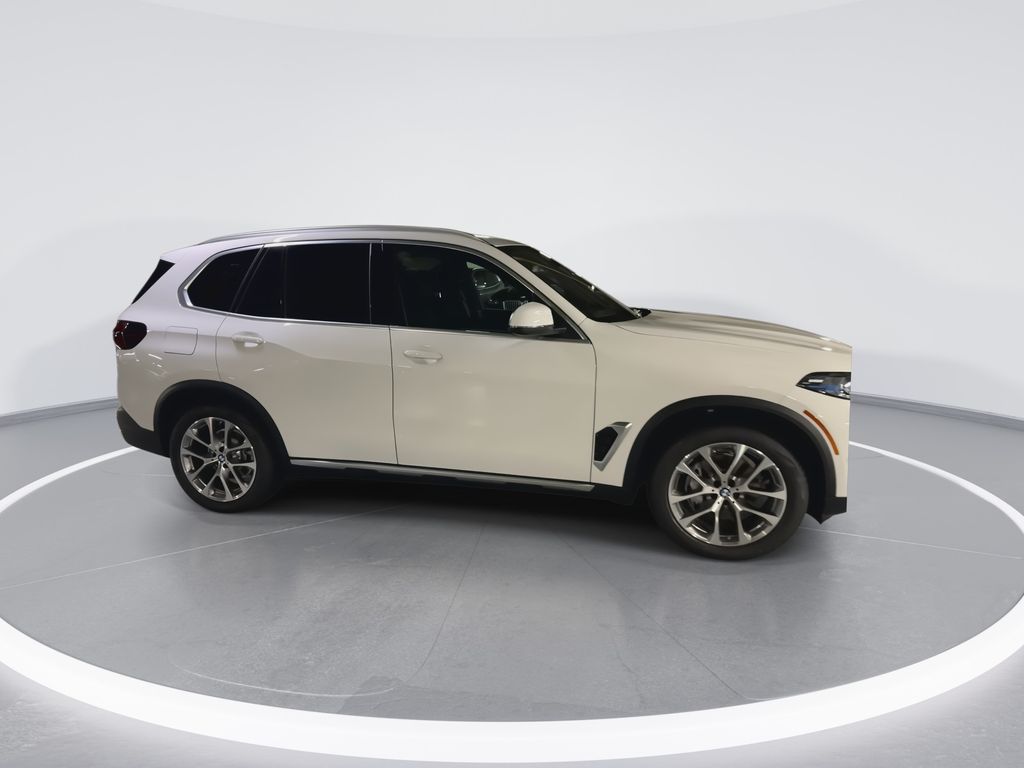 Thumbnail: 2026 BMW X5 - 9