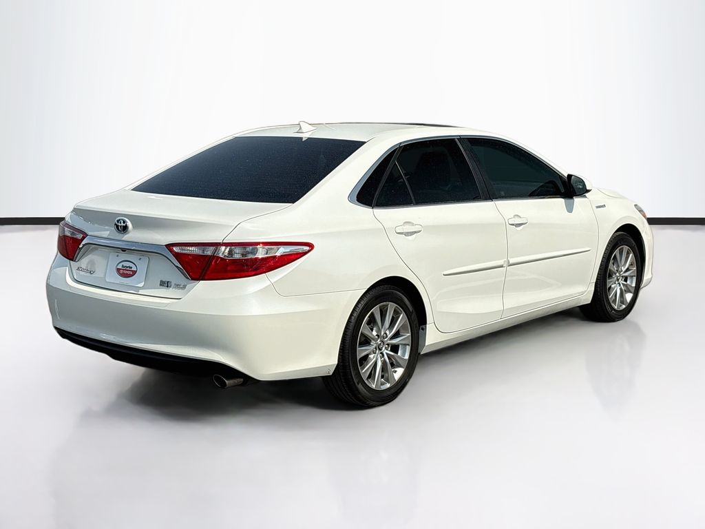 Thumbnail: 2016 Toyota Camry - 5