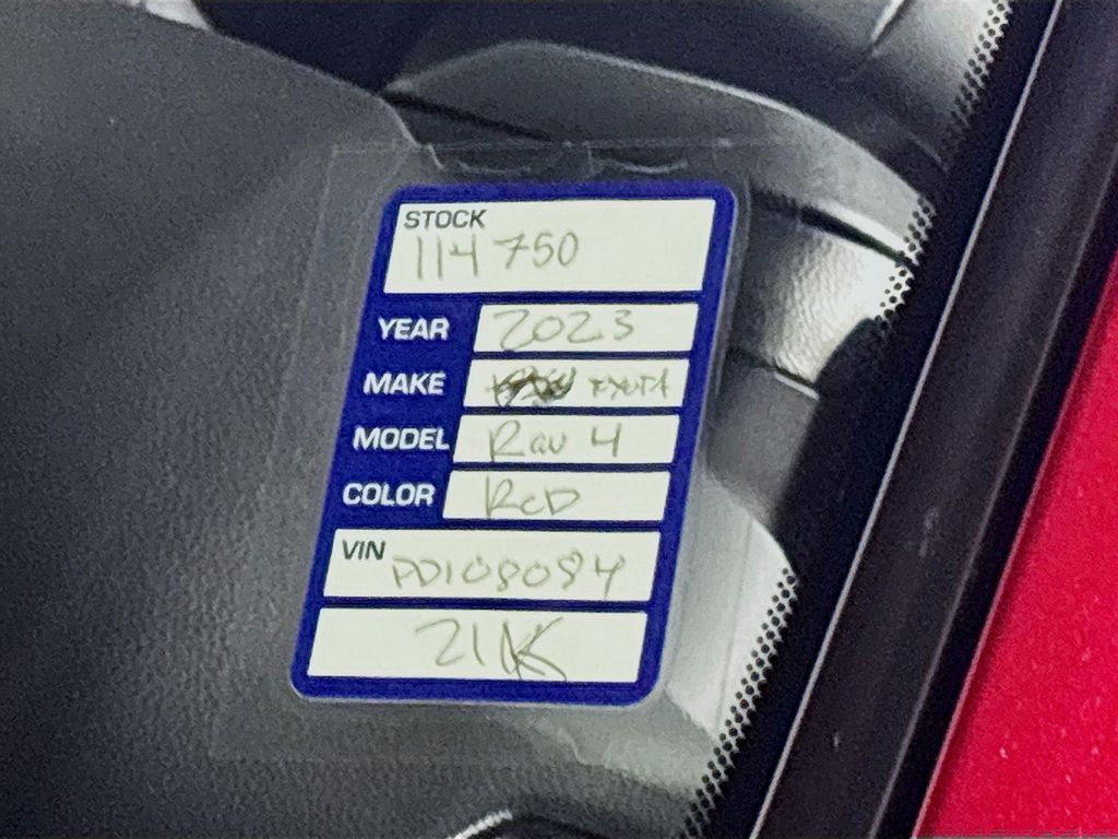 2023 Toyota RAV4 Hybrid XLE Premium