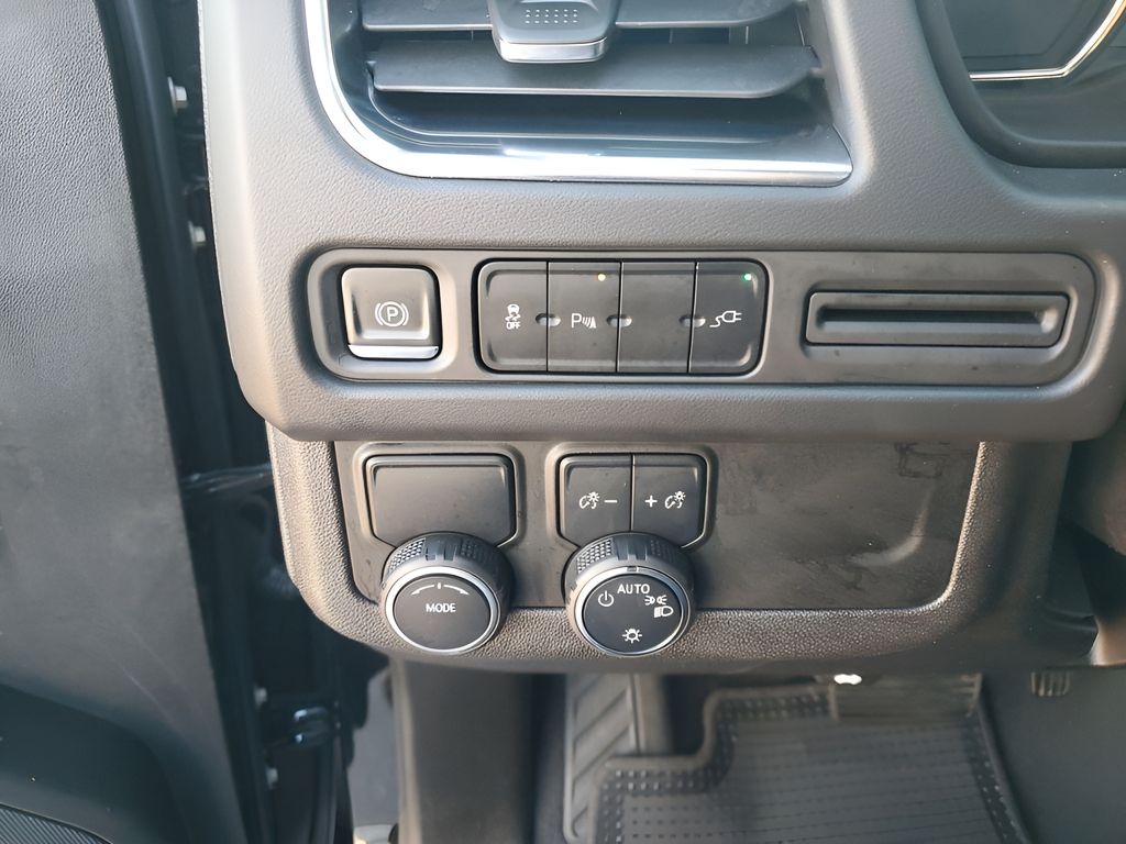 Used Car 2021 Chevrolet Suburban  Lt For Sale Under $50,000 In Austin, Texas