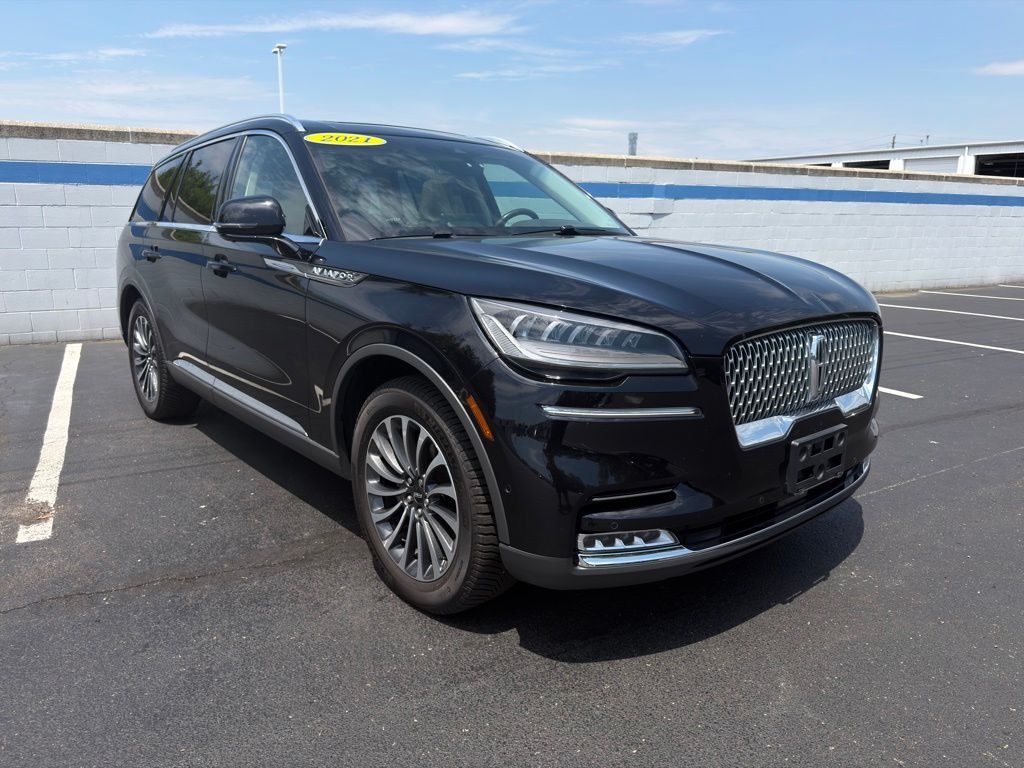 Thumbnail: 2021 Lincoln Aviator - 7