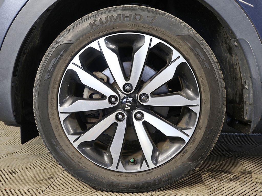 Used 2017 Blue Kia EX image 18