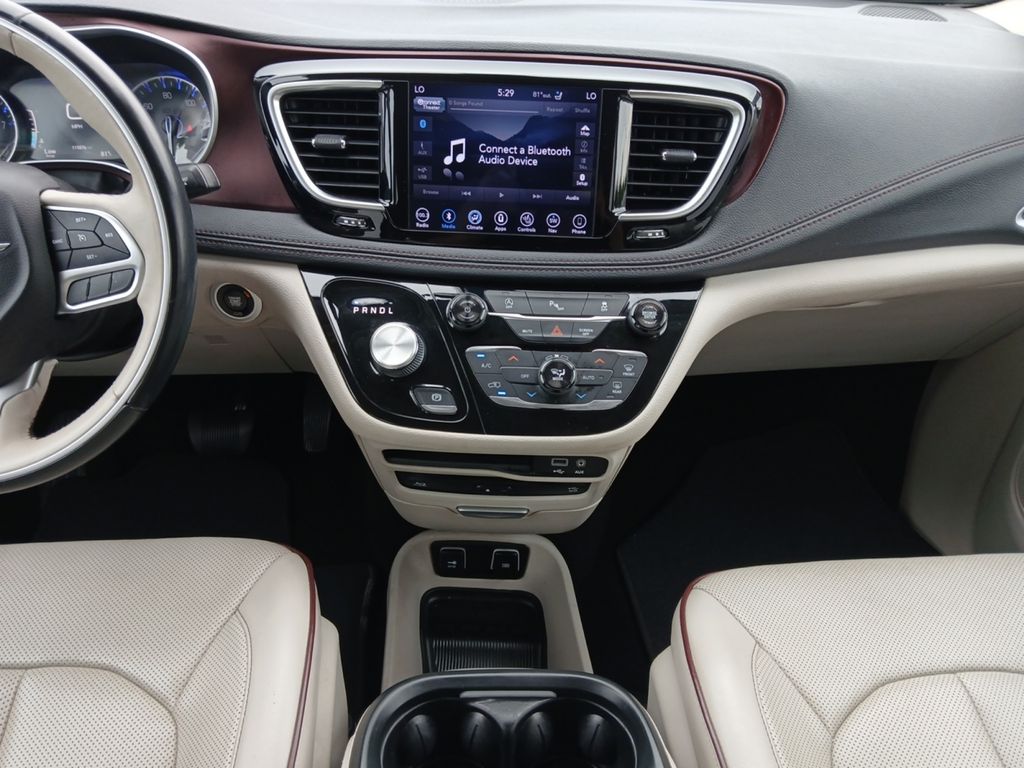 Used Car 2018 Chrysler Pacifica  Limited For Sale Under $15,000 In Austin, Texas