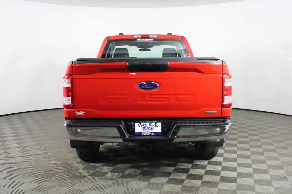 View vehicle photo 6