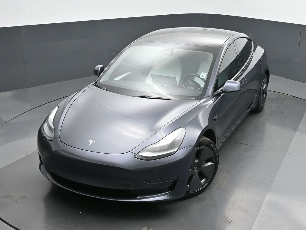 2021 Tesla Model 3 Standard Range Plus Rear-Wheel Drive