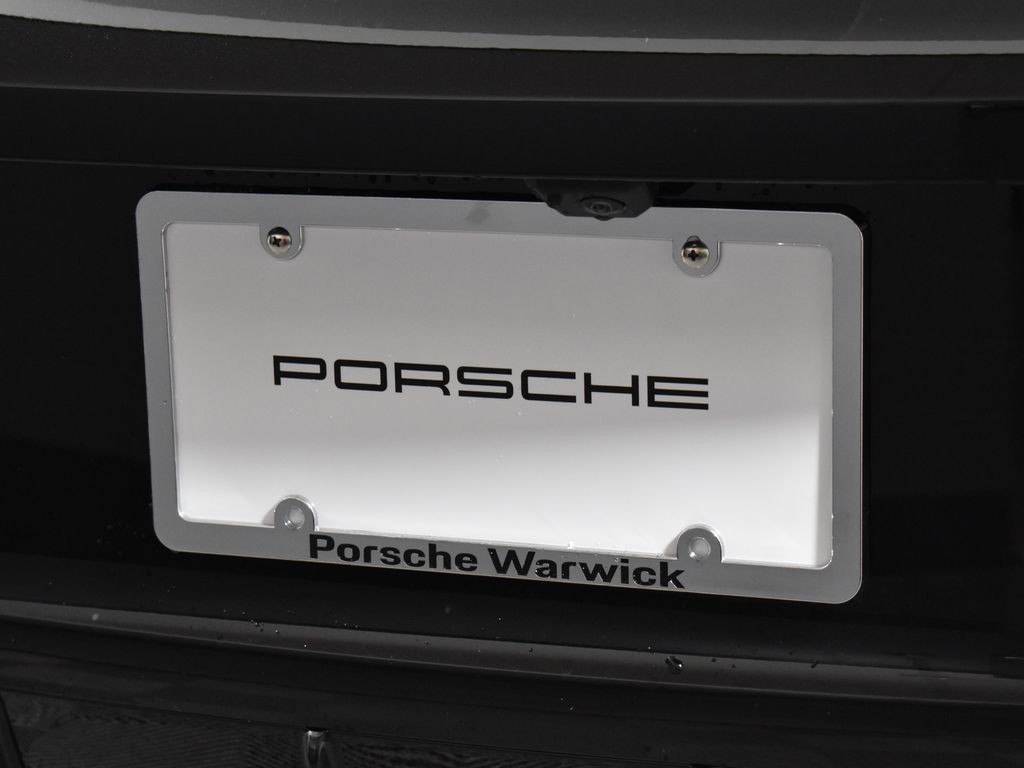 Thumbnail: 2026 Porsche Cayenne - 14