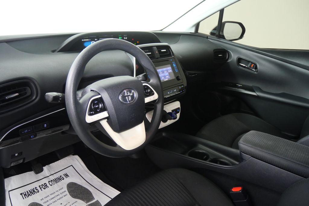 Thumbnail: 2017 Toyota Prius - 12