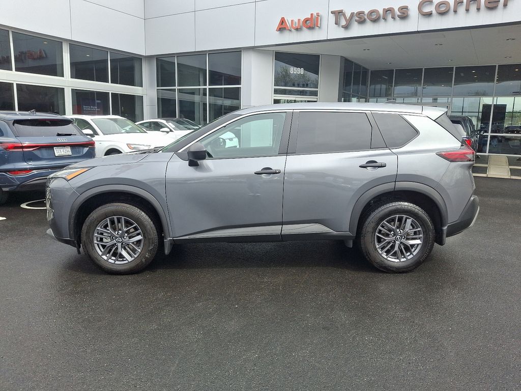 2023 Nissan Rogue S 7