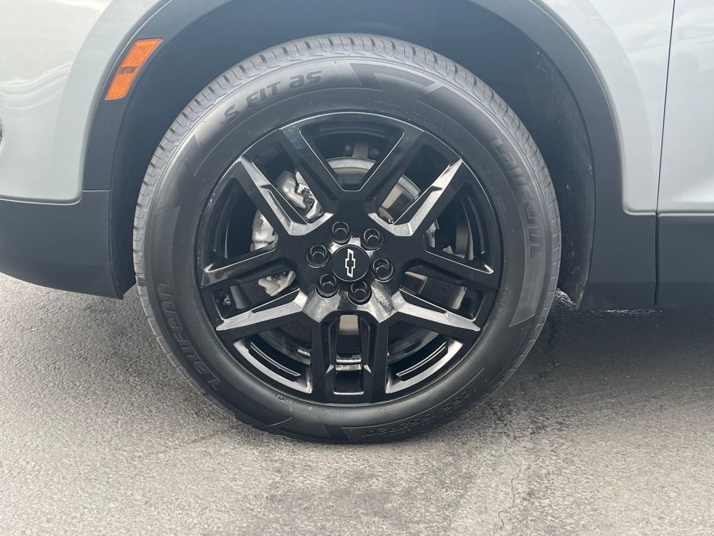 Thumbnail: 2023 Chevrolet Blazer - 6