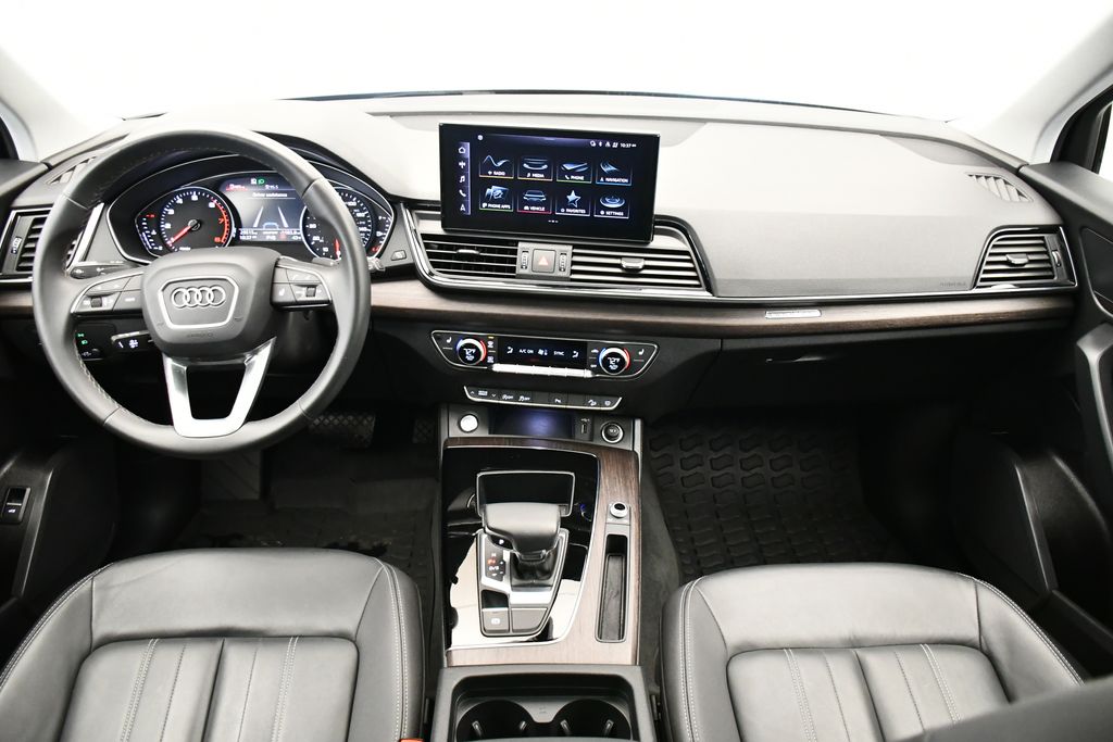 Thumbnail: 2023 Audi Q5 - 21