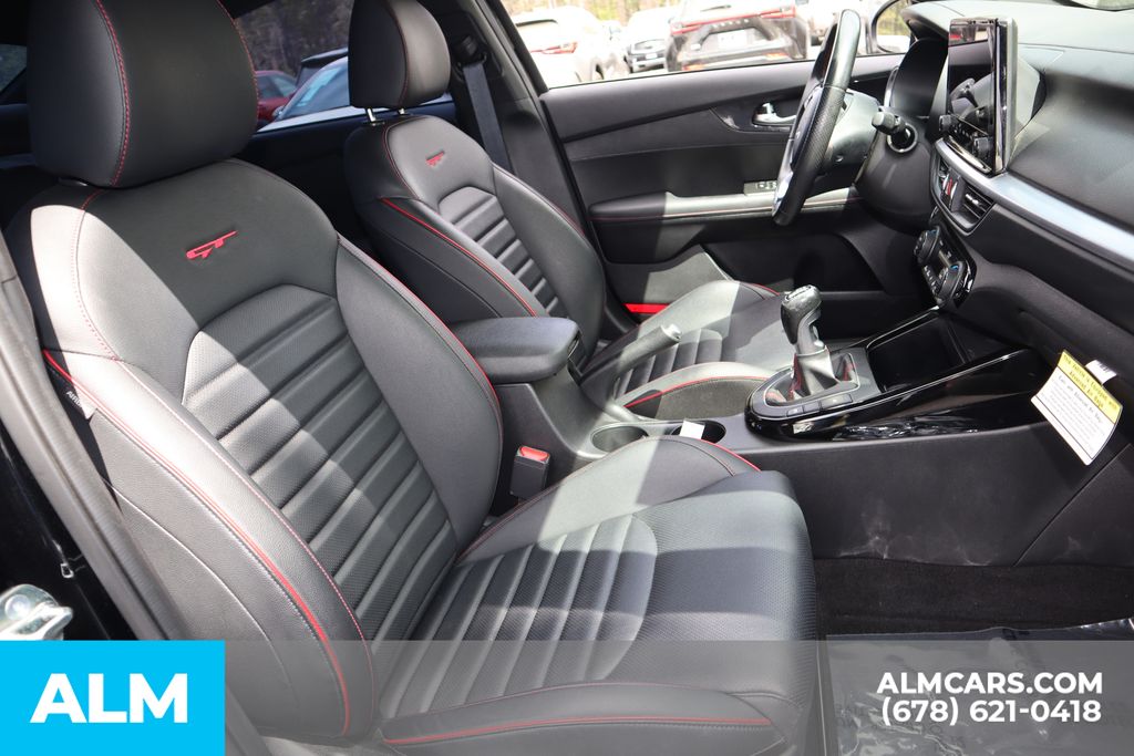 Used 2023 Black Kia GT image 23
