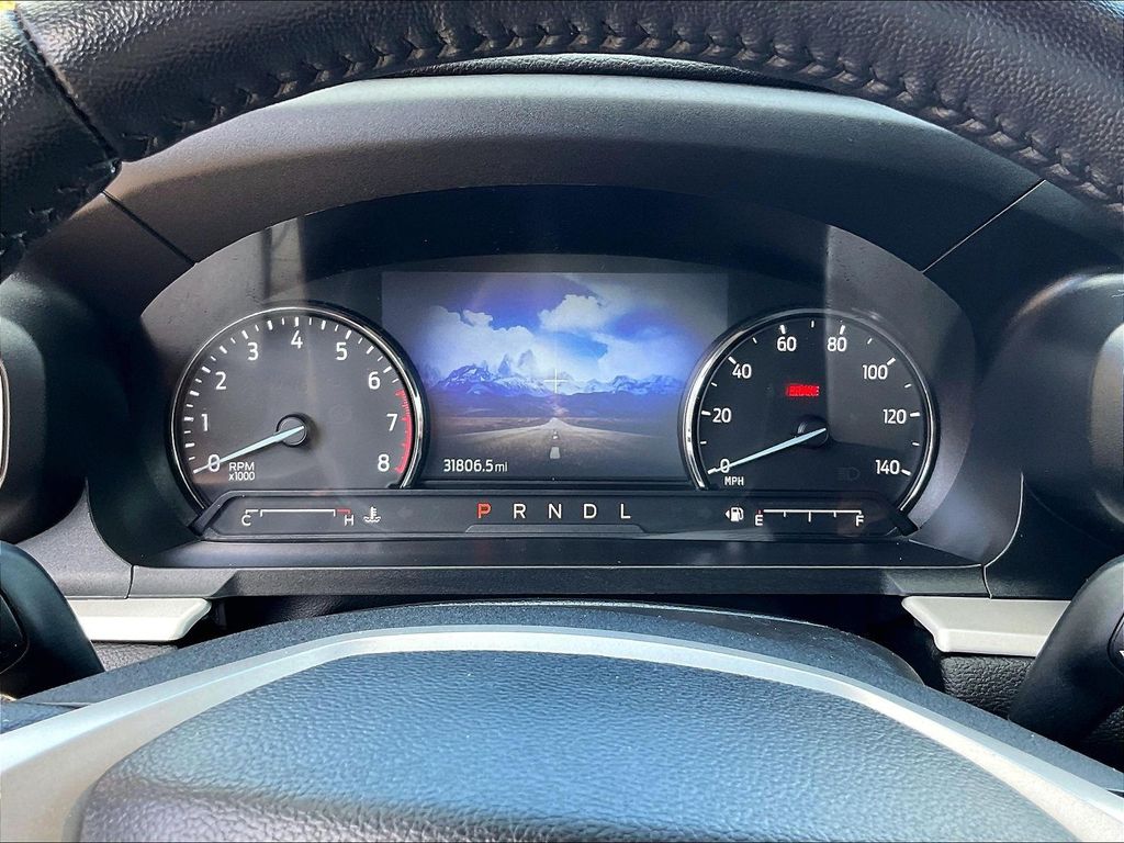 2023 Ford Explorer — photo 25