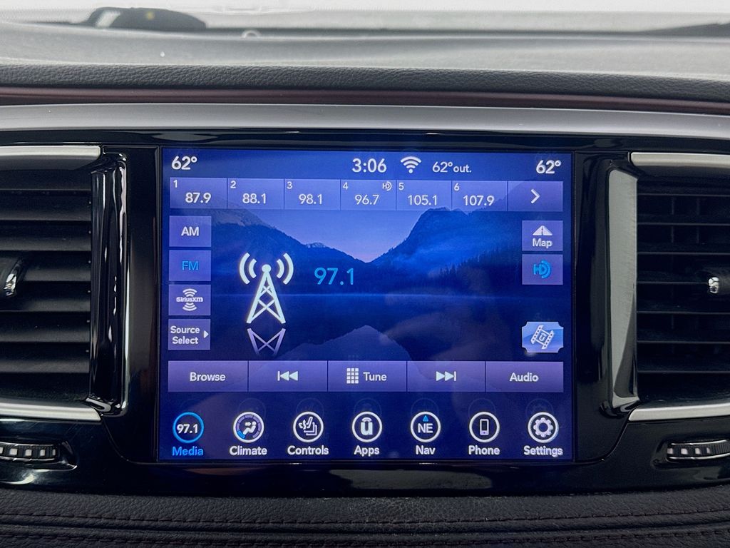 Used Car 2019 Chrysler Pacifica  Limited For Sale Under $20,000 In Austin, Texas