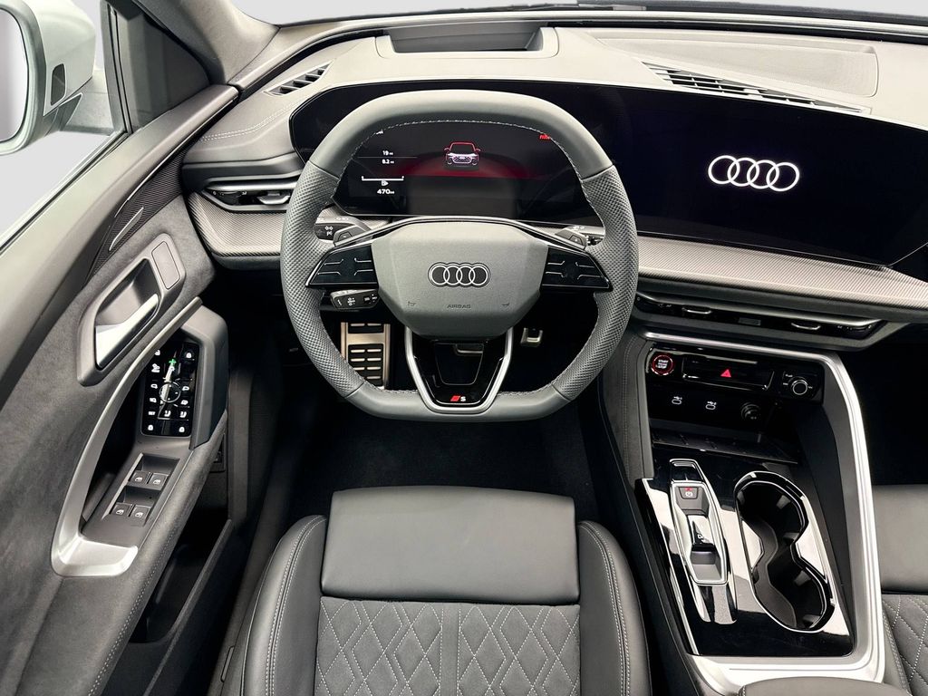 Thumbnail: 2025 Audi SQ5 - 10