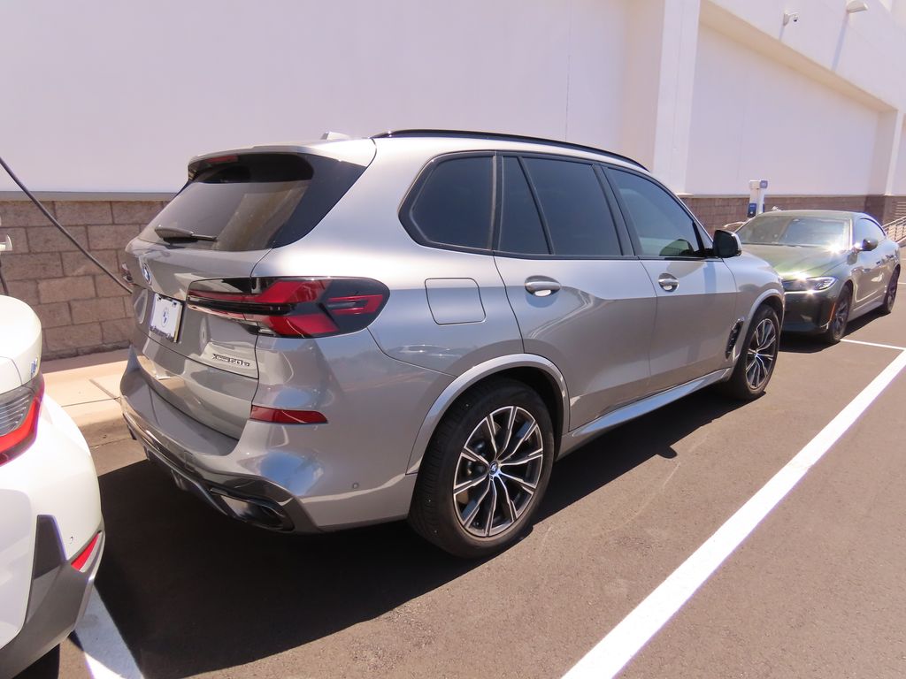 Thumbnail: 2024 BMW X5 - 3