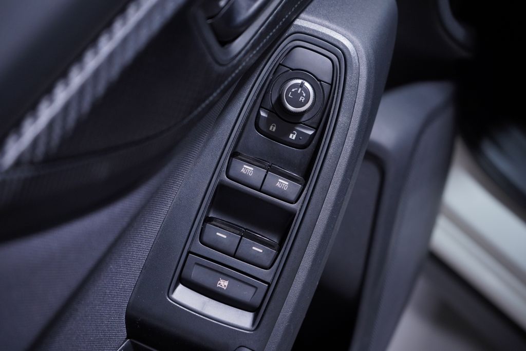 Thumbnail: 2021 Subaru Crosstrek - 18