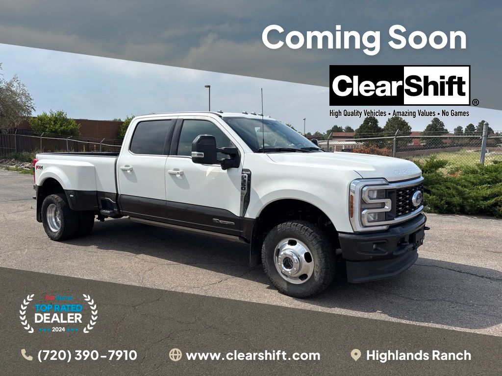 Star White Metallic Tri-Coat 2024 Ford F-350 Super Duty Pickup Truck Four-Wheel Drive Automatic