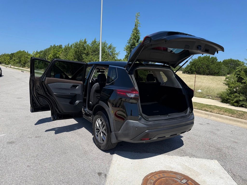 Thumbnail: 2021 Nissan Rogue - 25